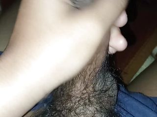 I like to see my dick sucked. Nepali dick gets horny and little itchy